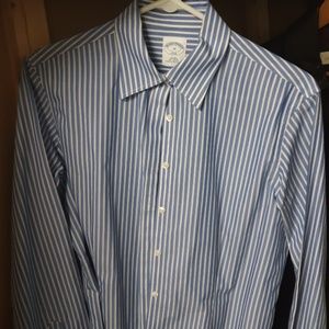 Brooks Brothers long sleeve collatd shirt